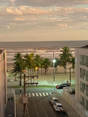 Lindo Apartamento Padrão 140 m2 3 quartos e 2 suítes Vila Tupi Praia Grande